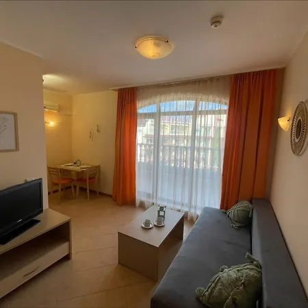 Menada Royal Sun Apartman *