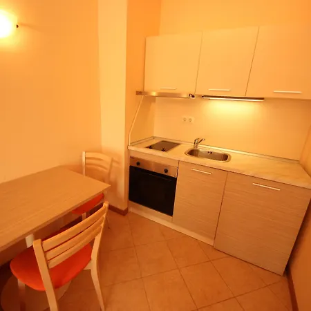 Menada Royal Sun Apartman *