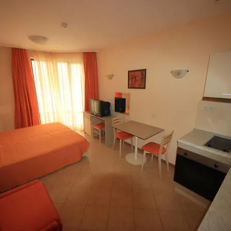 Menada Royal Sun Apartamento *