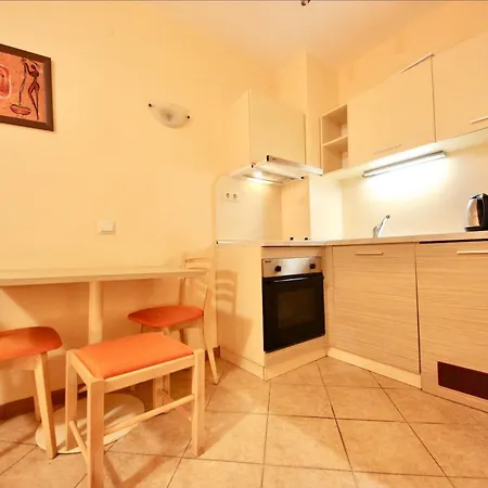 Menada Royal Sun Apartament *