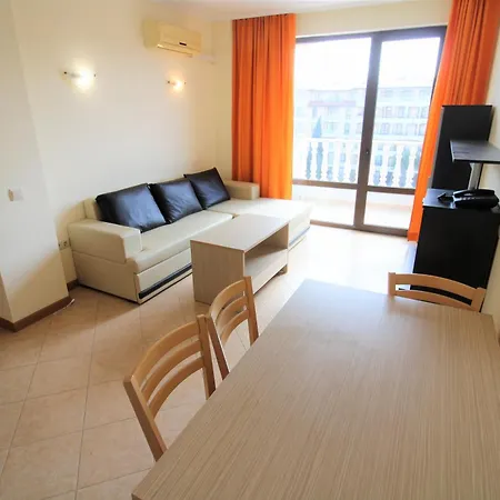 Menada Royal Sun * סאני ביץ'