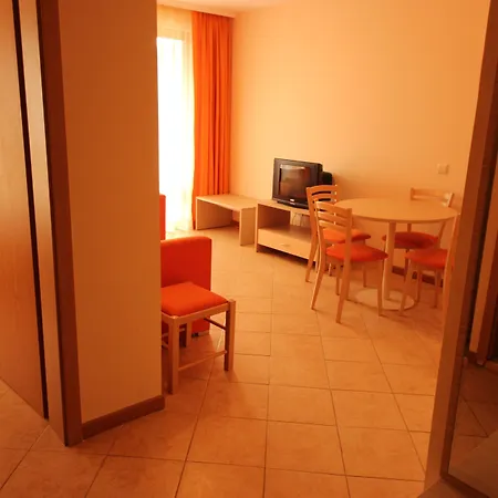 Apartament Menada Royal Sun *