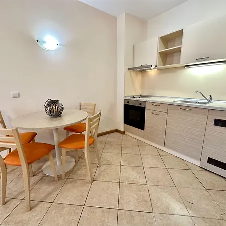 Menada Royal Sun * סאני ביץ'