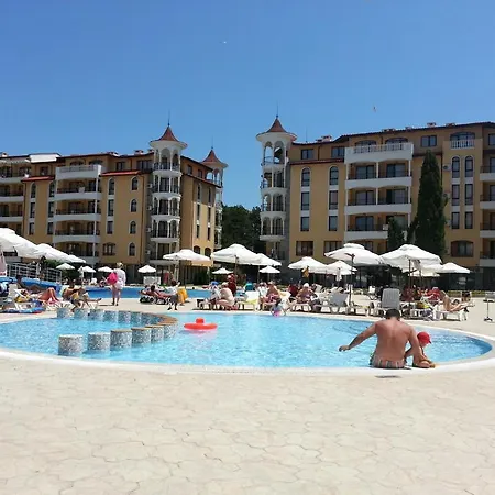 Апартаменты Menada Royal Sun *