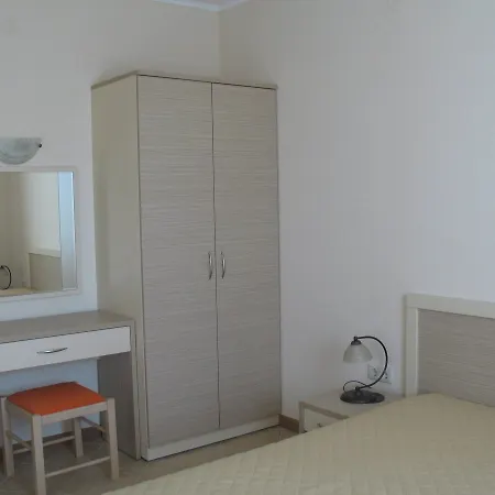 Апартаменты Menada Royal Sun Солнечный берег